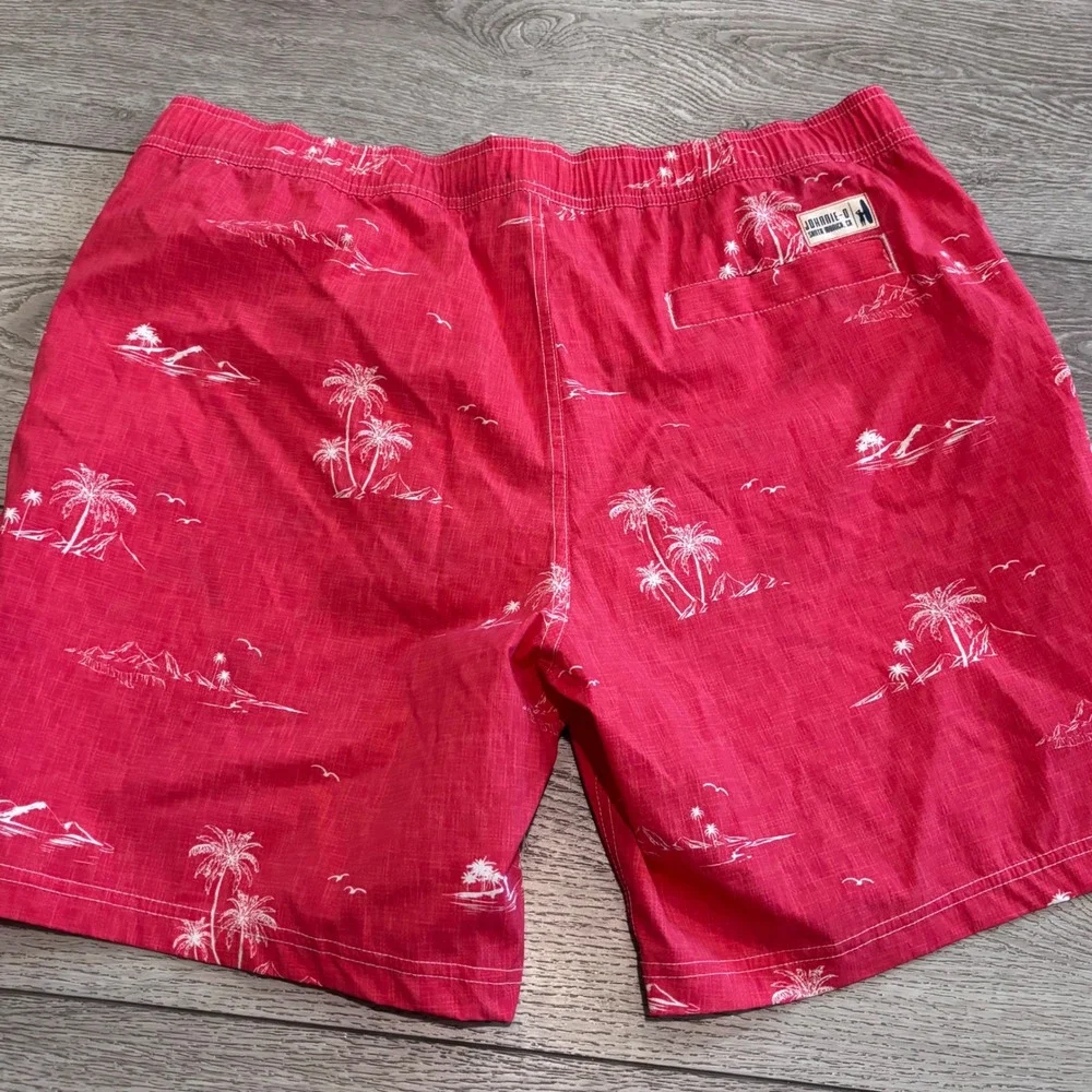 Johnnie-O Swim Trunks Mens Large Malibu Red Palm Tree Tropical Board Shorts NEW